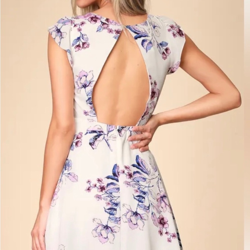Lulus Madera White Floral print button front open back skater dress size small